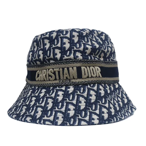 کلاه زنانه کریستین دیور